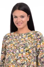 Bluza romantica, fluida