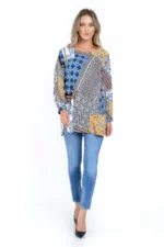 Tunica dreapta, cu despicaturi laterale